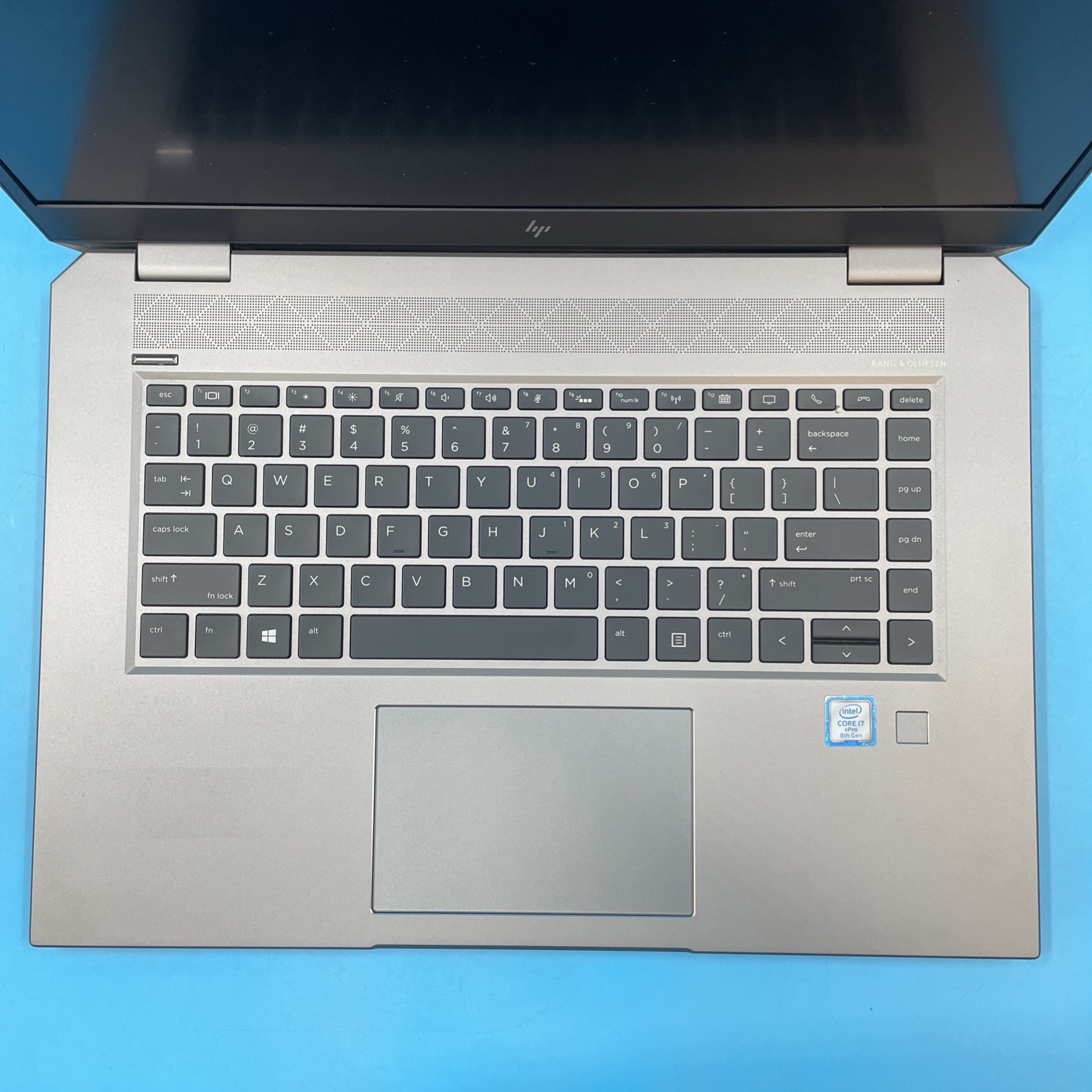 HP ZBook Studio G5 | i7-8850H | 8GB RAM | NO SSD | P1000 | NO OS | 69% BATT