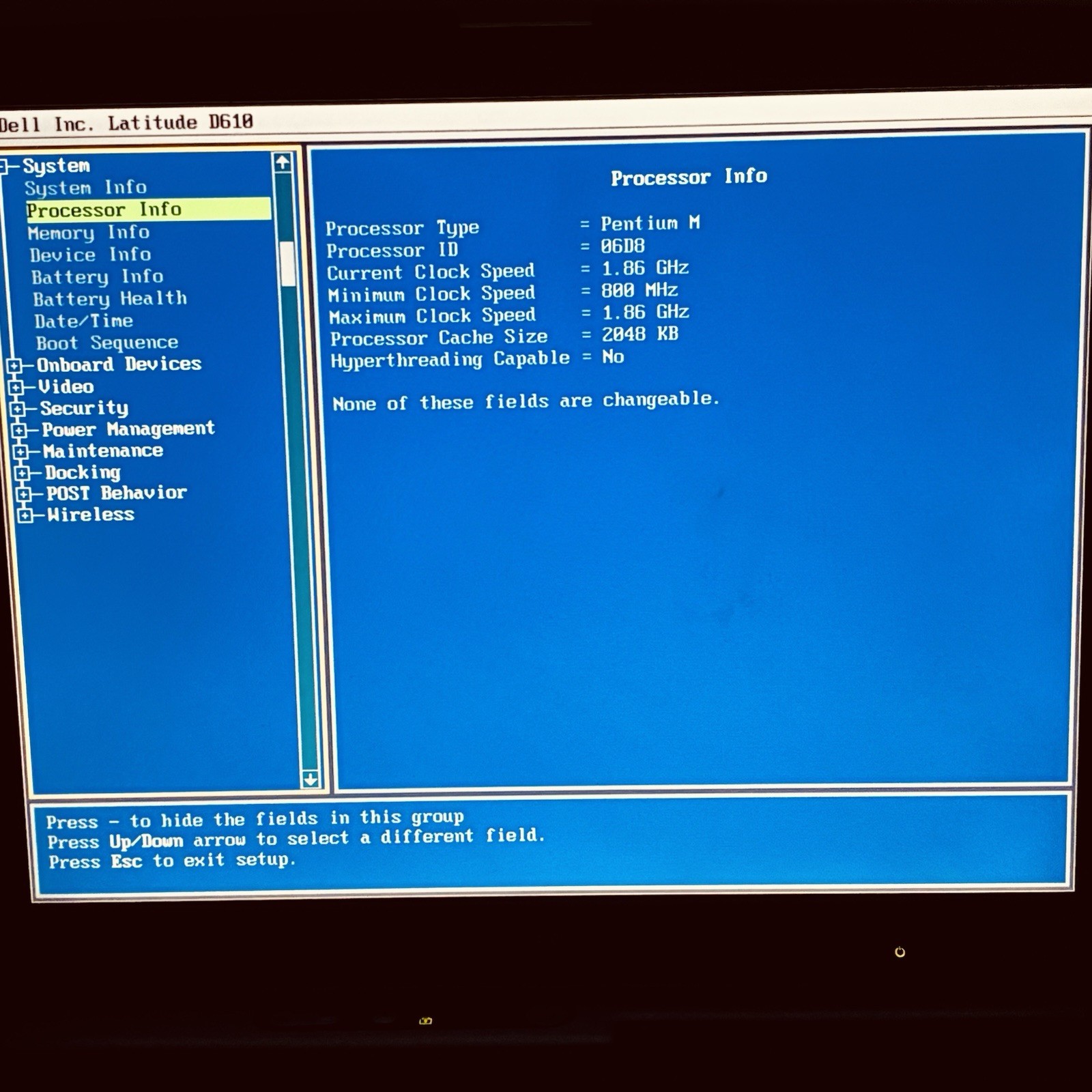 Vintage 14” Dell D610 Win2000 Pro 1GB 40GB DVD-RW 1400p Good Batt OEM AC Grade A