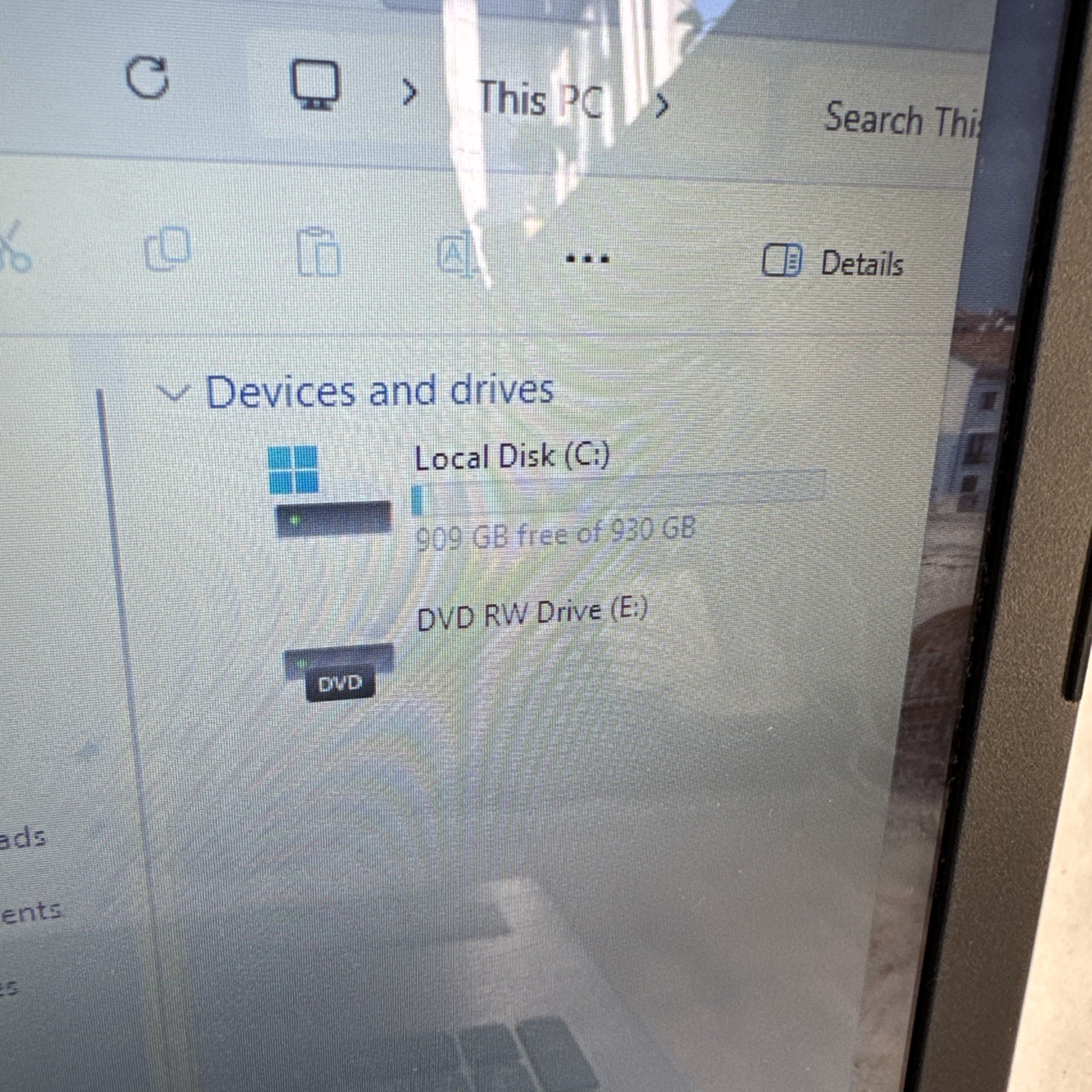 Lenovo IdeaPad 330-15IKB 15.6″ Laptop Intel i5-8250U 12GB RAM 1TB HDD