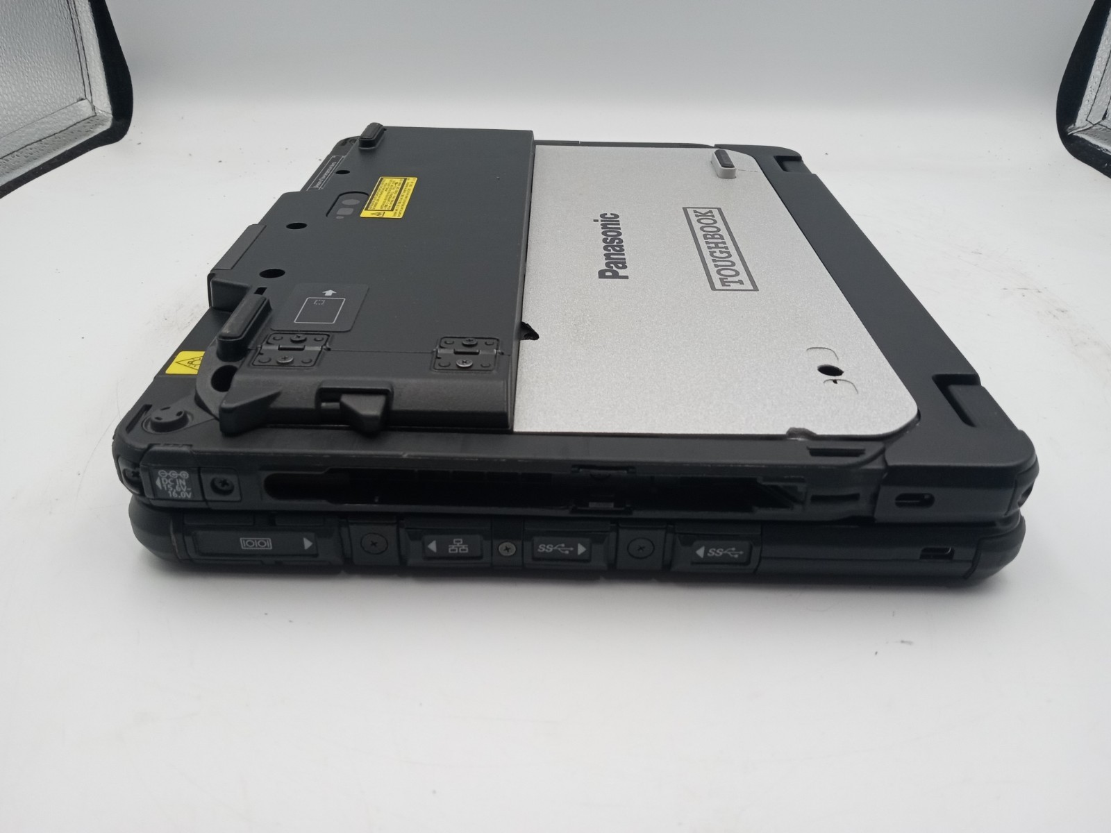 Panasonic Toughbook CF-20 10.1″ Touch i5-7Y57 8GB RAM 128GB SSD Windows 11 -READ
