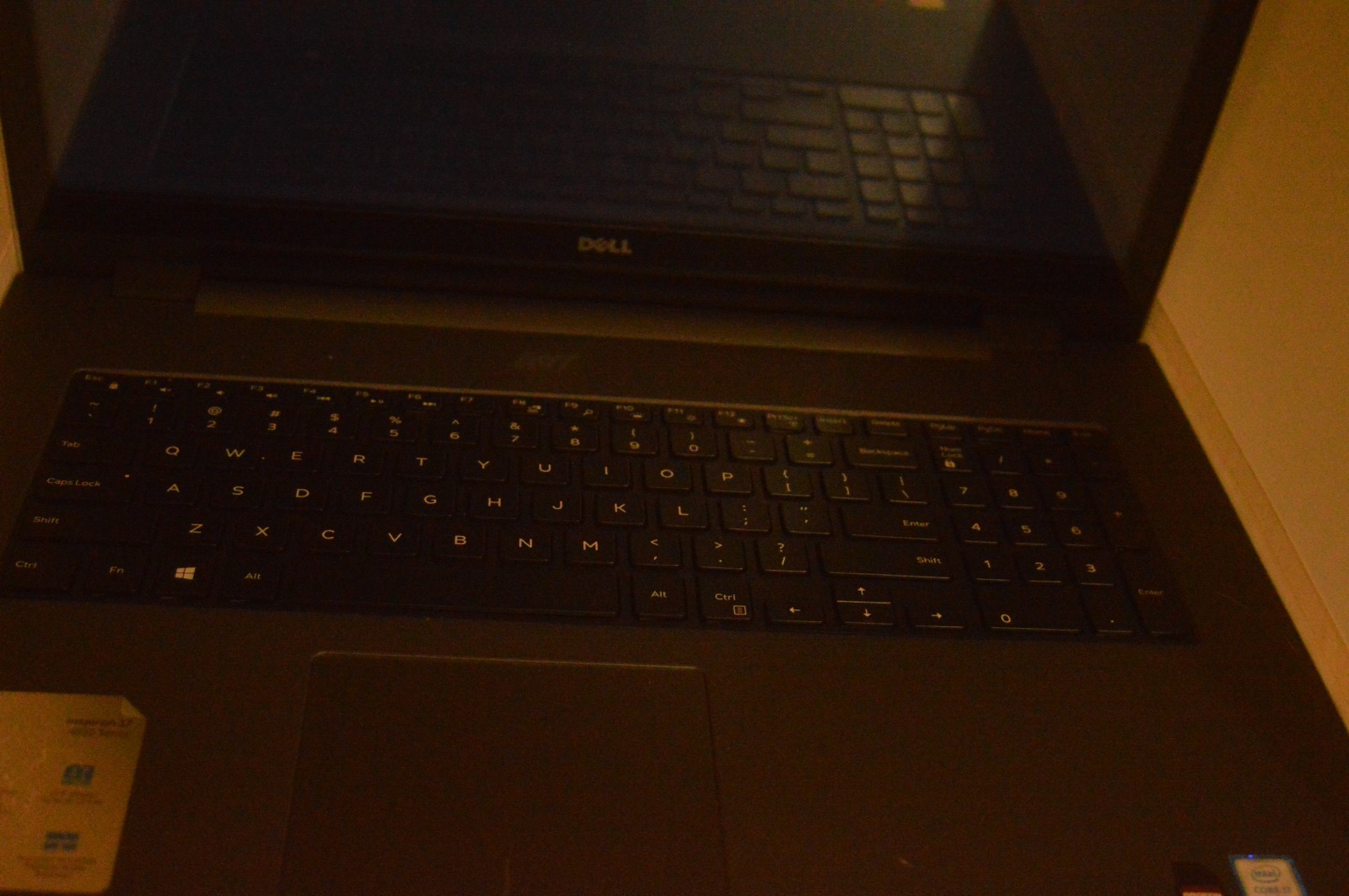 dell 5759 inspiron /16 mem/ 230mhz/windows 10/1000 mb h/ drive