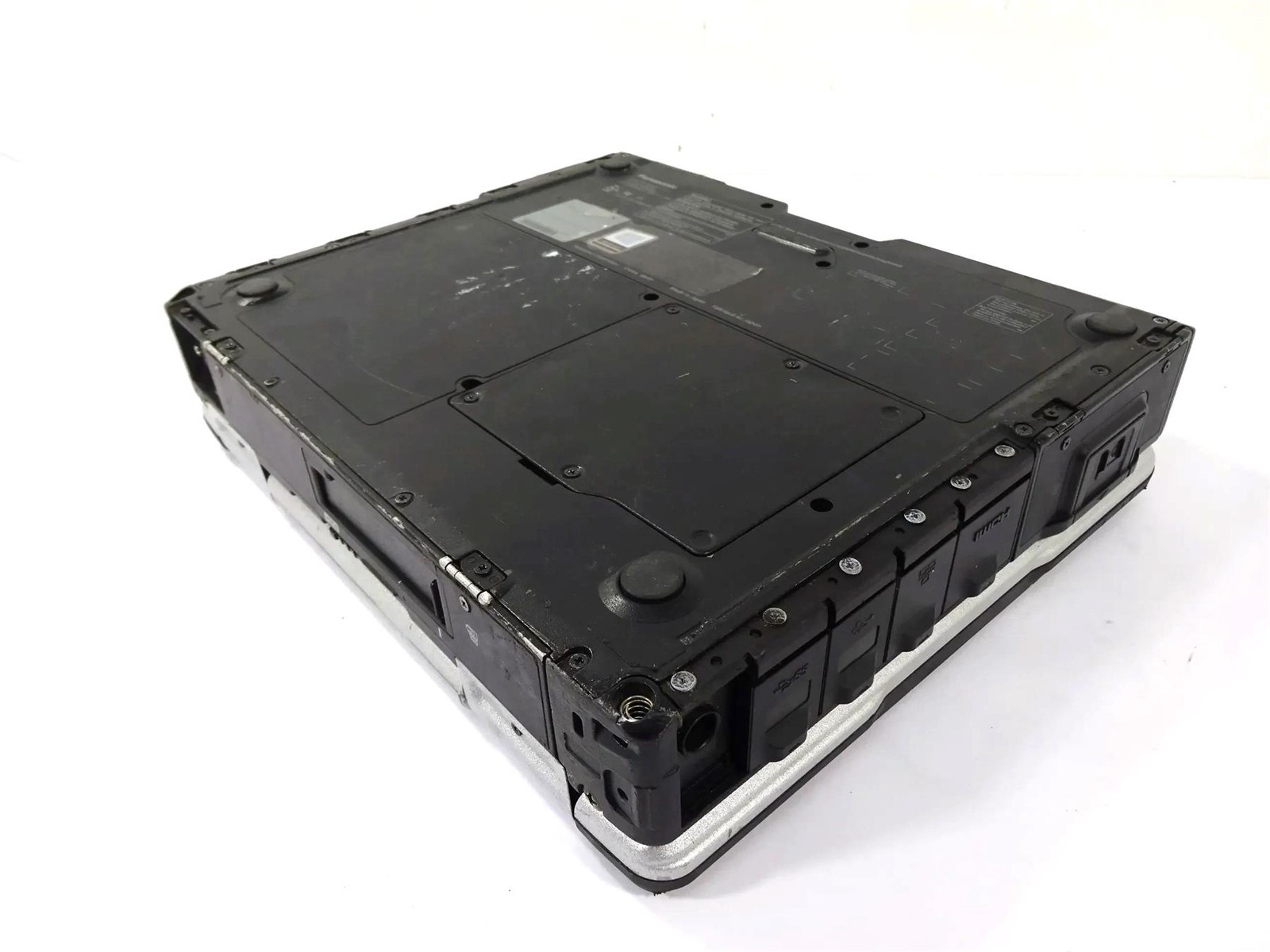 Panasonic Toughbook CF-31 MK6 Core i5-7300U 2.6GHz 8GB RAM – No HDD