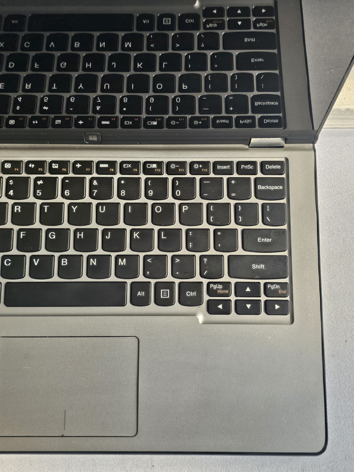 Lenovo Yoga 2 11 Laptop – Intel Pentium N3540 – 4GB RAM – 500GB HDD Win 10 READ