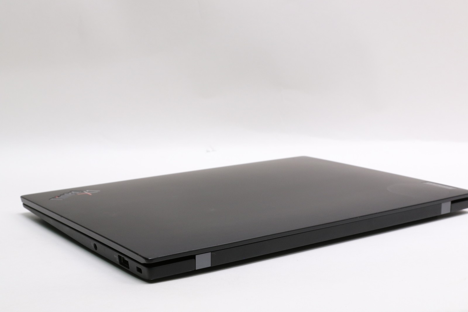 14″ Lenovo Thinkpad X1 Carbon Gen 10, i7-1260P, 16GB, 256GB SSD