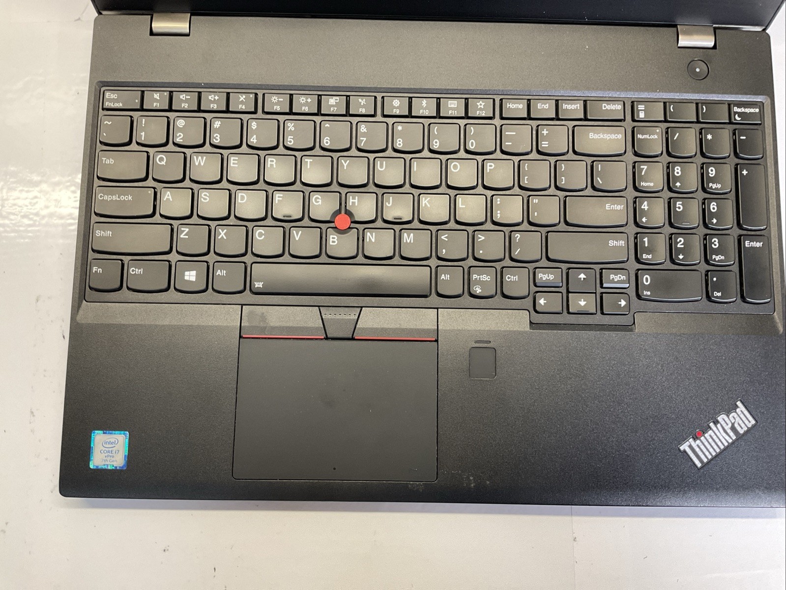Lenovo ThinkPad T570 | Intel Core i7 7th Gen | Powers On (J3)