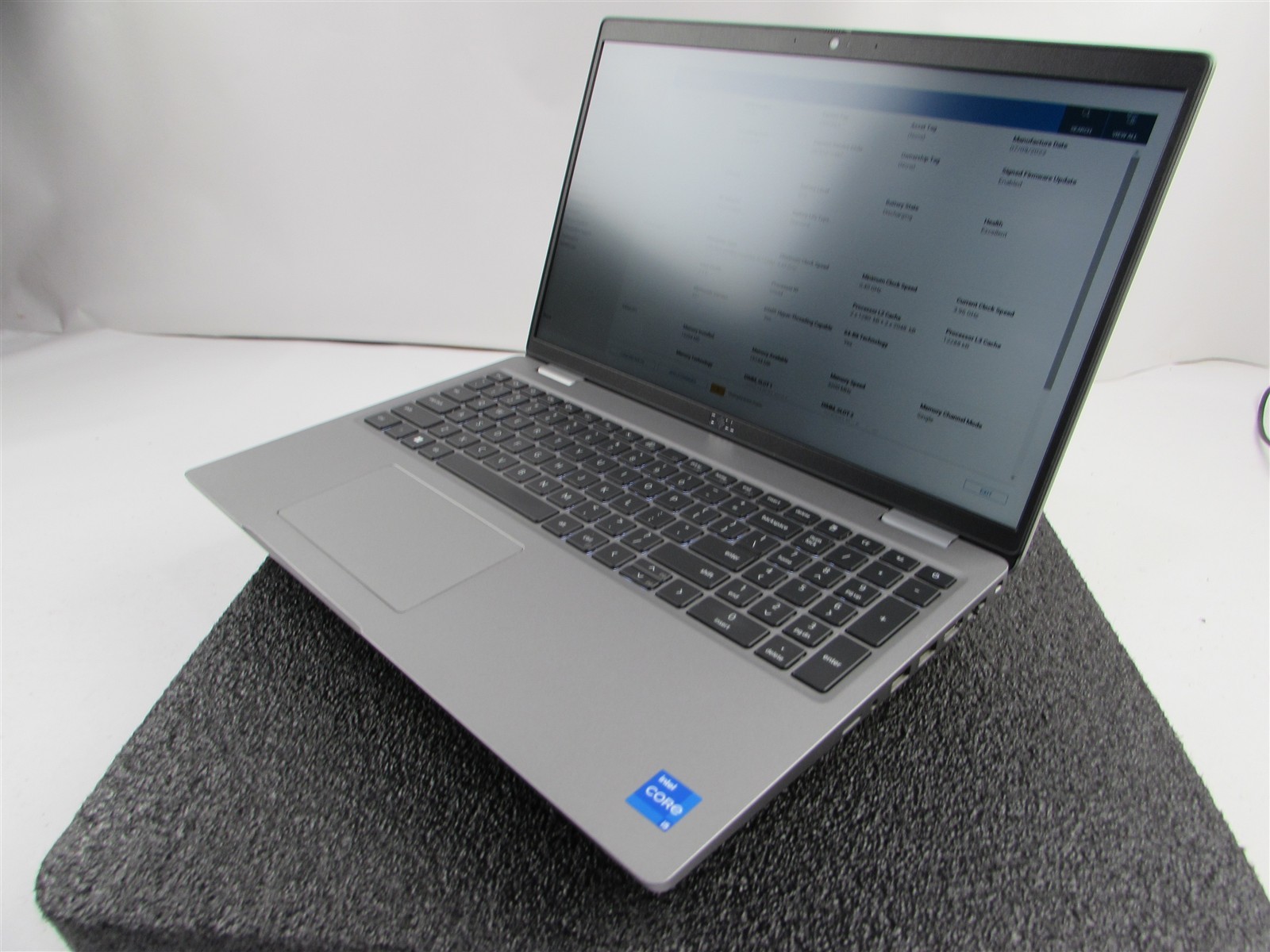 DELL LATITUDE 5530 1920X1080 FHD CORE I5-1235U 256GB SSD 16GB RAM NO O.S