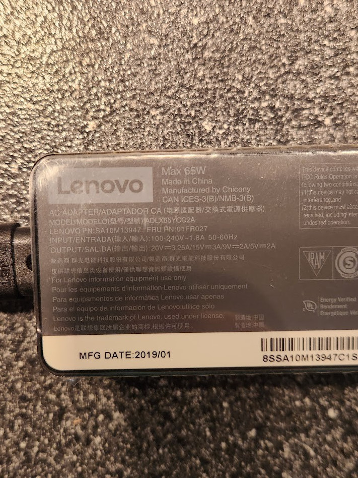 Lenovo ThinkPad T14S Gen2 Core i5-1135G7 2.4Ghz 8GB RAM 256GB SSD Silver WIN 11