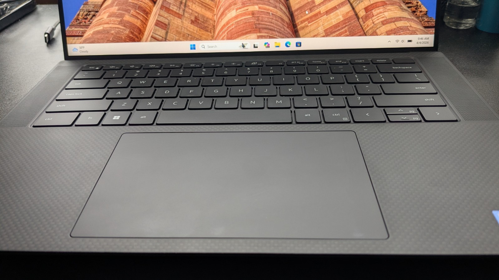 Dell XPS 9520 15.6”( 2TB SSD, Intel Core i7, 32GB, NVIDIA GeForce RTX3050)