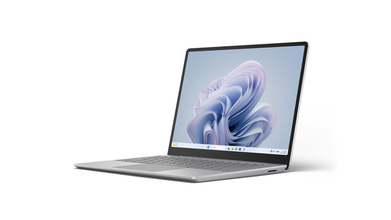 Microsoft Surface Laptop Go 2 12.4” (256GB SSD, Intel Core i5-1135G7, 4.2 GHz)