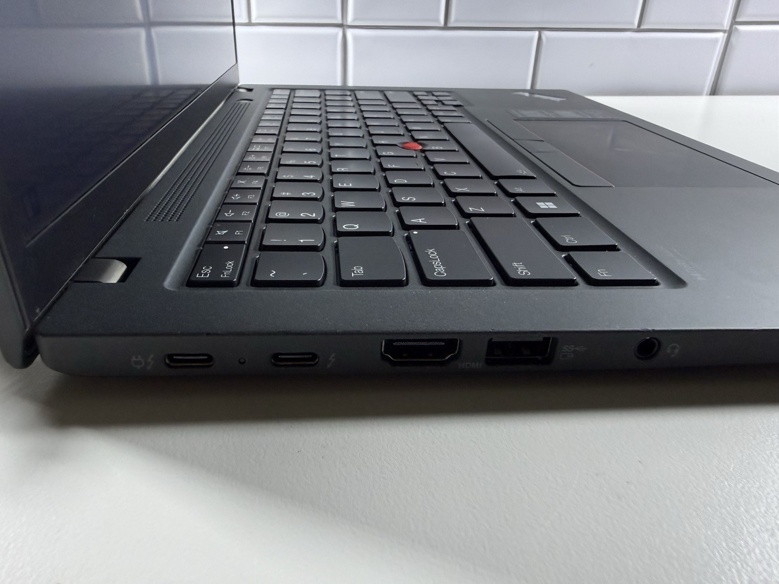 Lenovo ThinkPad T14s Gen 3 14″ i7-1270p 32GB 512GB Win 11 Pro Touchscreen