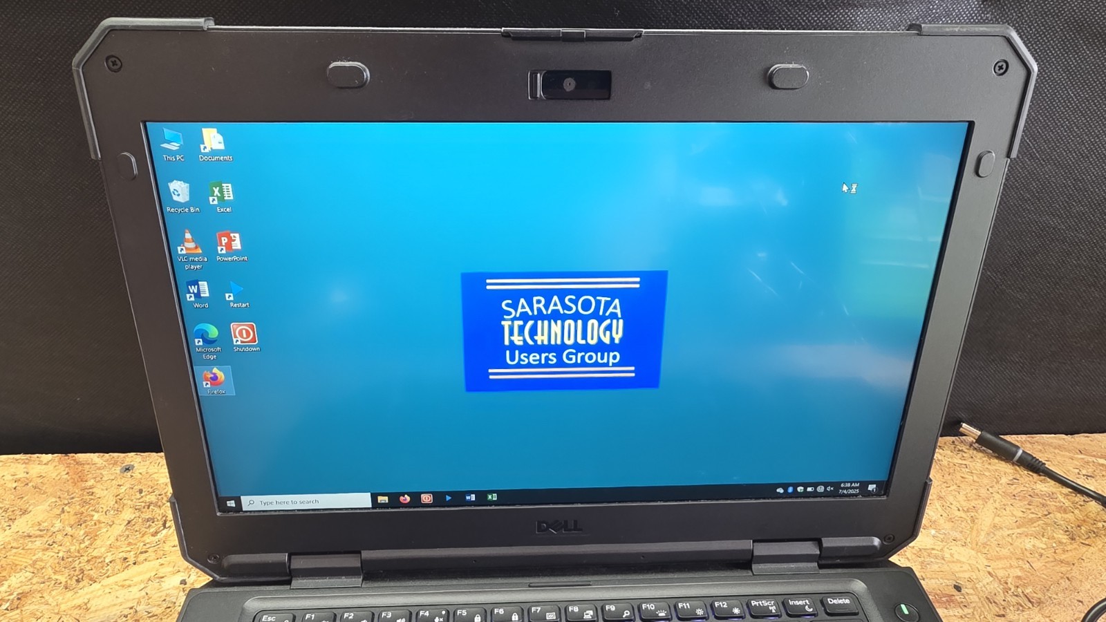 Dell latitude 5424 Rugged i7 8th Gen 8gb Memory 3.7 GHZ READ