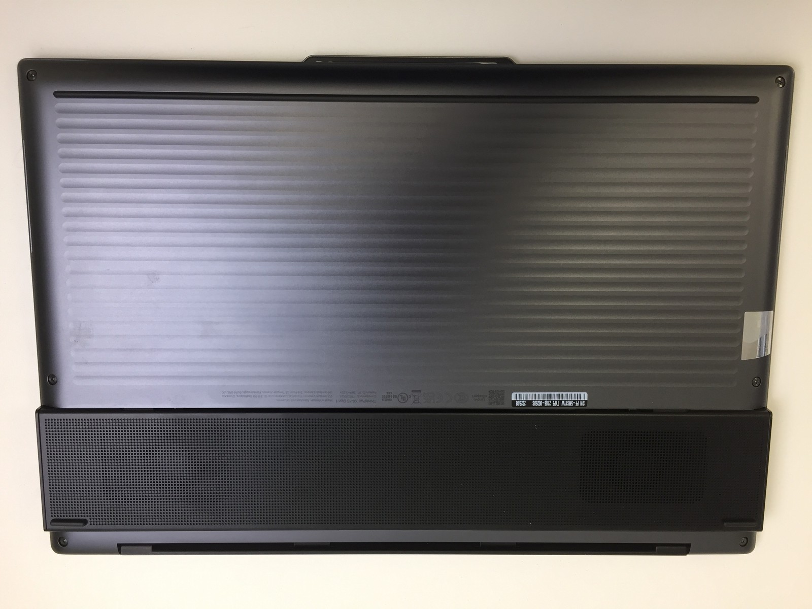 Lenovo ThinkPad X9-15 Gen 1 21Q60026US – Intel Core Ultra 5, 16GB RAM, 512GB SSD