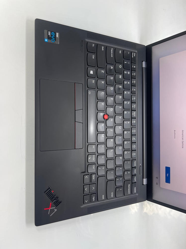 LENOVO THINKPAD X1 CARBON G9 i5-1135G7, 8GB RAM, 256GB SSD