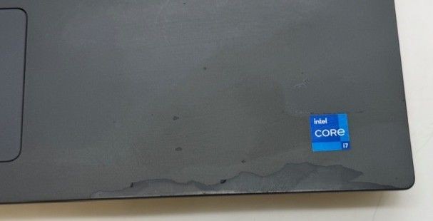 Dell Precision 7770 i7-12850HX 2TB SSD 32GB DDR5 Windows 11 Pro