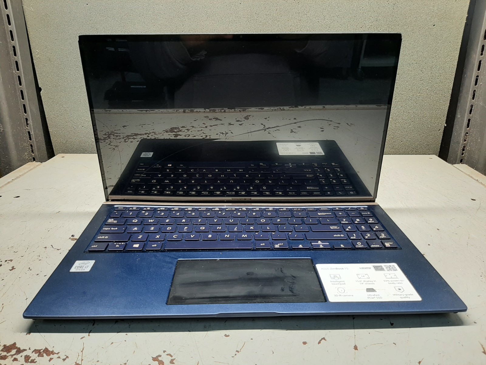Asus ZenBook 15 15.6″ i7-10510u 16GB RAM No SSD No Battery – FOR PARTS