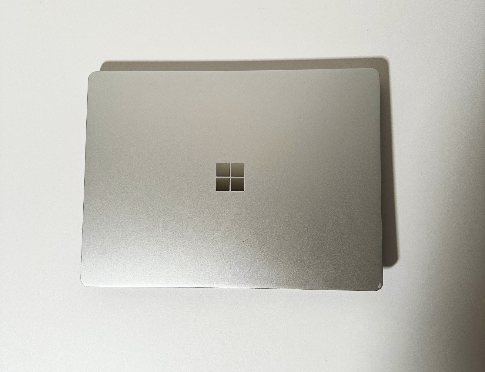 Microsoft Surface Laptop GO 3 – Intel i5, 8GB RAM, 12.4in, GREAT CONDITION