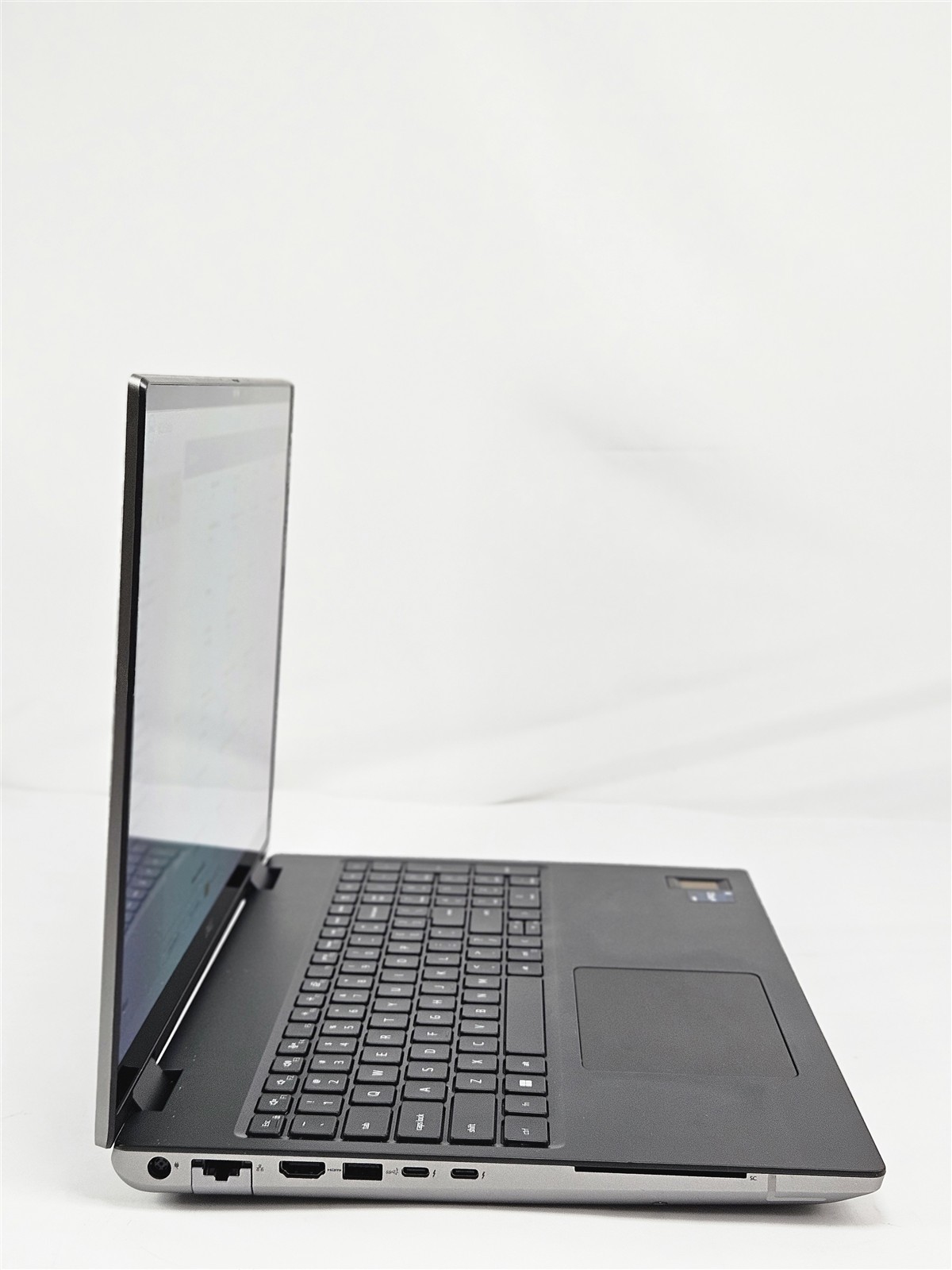 Dell 16″ Precision 7670 4K OLED Touch i9-12950HX RTX 3080 Ti 32GB RAM 1TB SSD