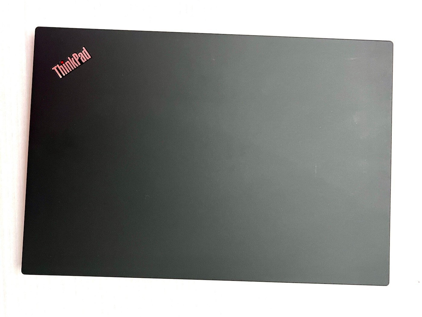 Lenovo T15 20S6-CT01WW Core i7-10510u 16GB 512GB 15.6″ – Warranty July 24