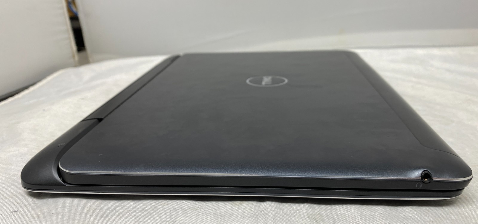 Dell Latitude 7350 TOUCH Core m-5Y71 @ 1.20GHz 4GB RAM No Hard drive