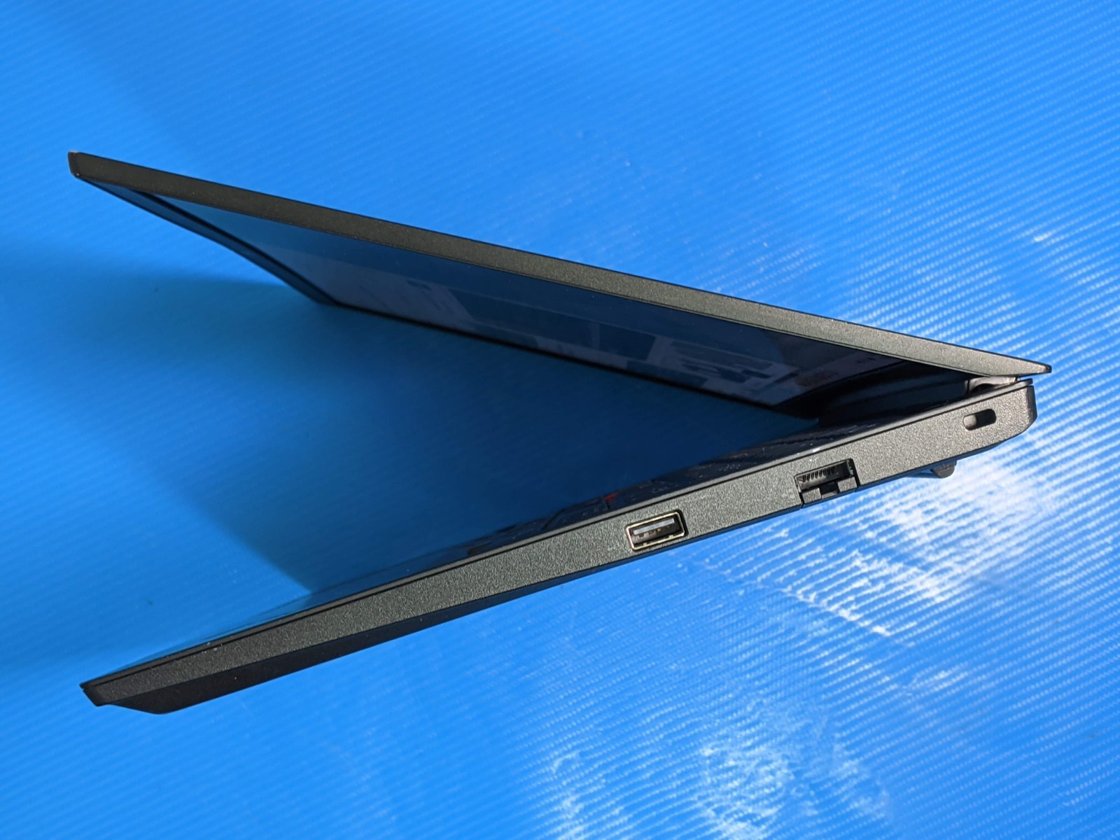 Lenovo ThinkPad E15 15.6″ FHD TOUCH i7 11th Gen 2.8GHz 32GB 1TB SSD Win11Pro +PA