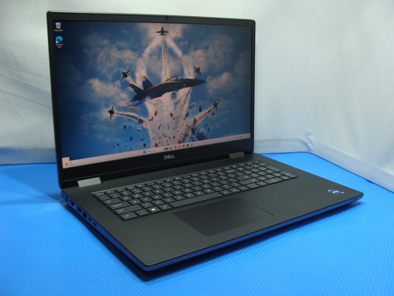 Dell Precision 7780 17.3″FHD i9-13950HX 2.2 GHz 64GB 1TB RTX 4000 ADA WRTY 2029