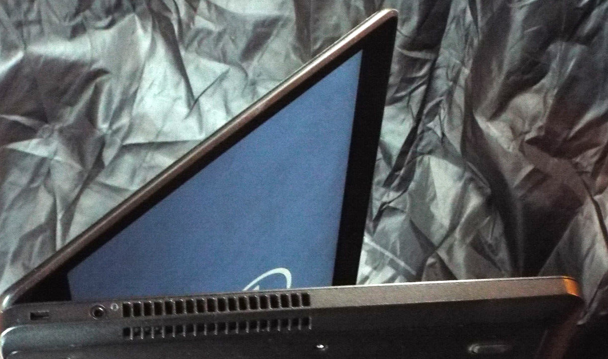 Dell Latitude E5450 Intel Core i5-5300U, 2.30GHz, 4GB RAM 500GB HDD Win 10 pro