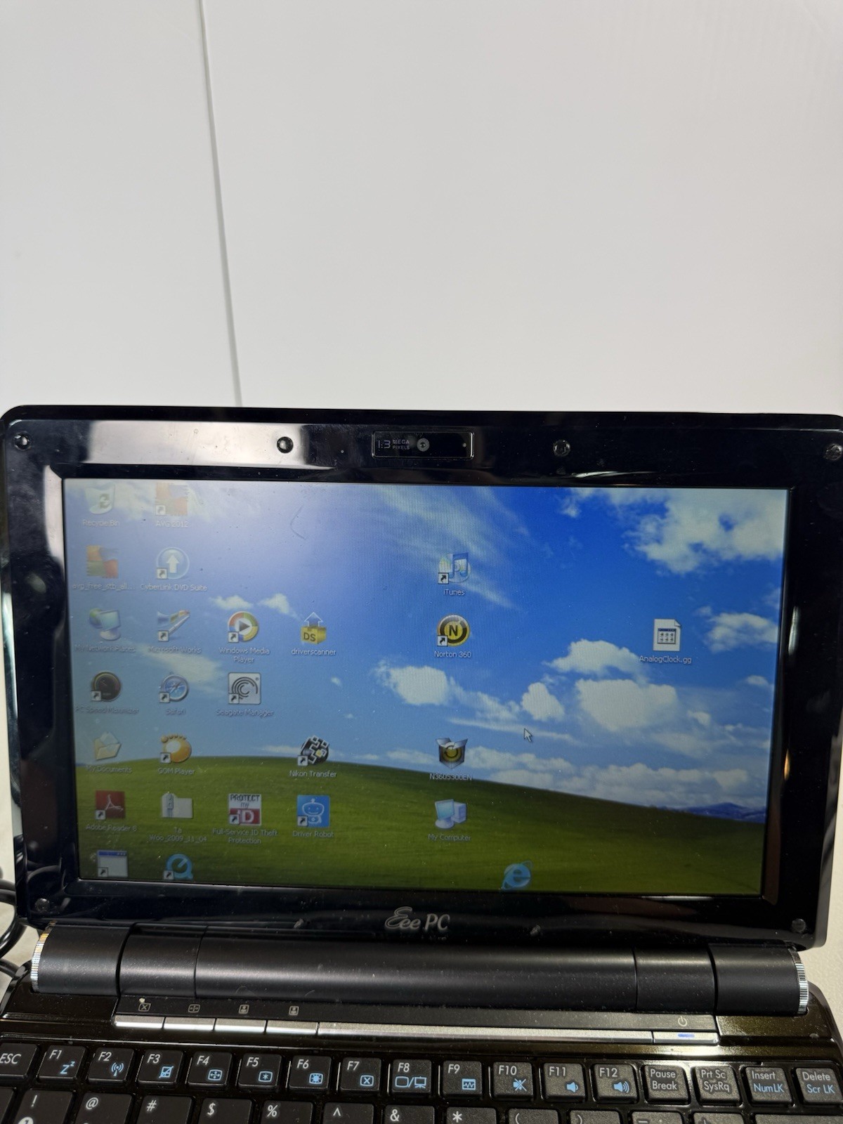ASUS EEE PC 1000HE 10″ Screen Windows 7 READ