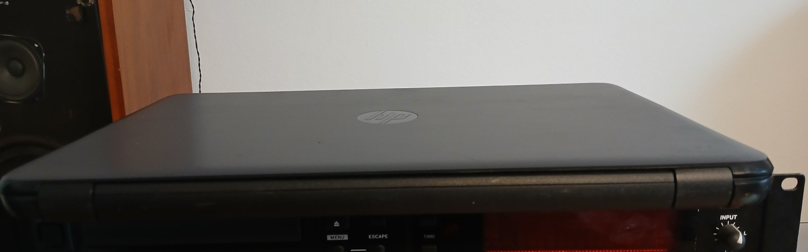 HP 15-BA009dx Laptop – Please see pictures for full details