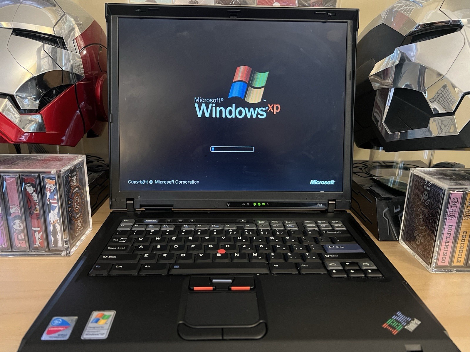 IBM ThinkPad R51 WinXP Laptop 1.6GHz 1GB RAM Vintage Retro Tested!! w/Charger