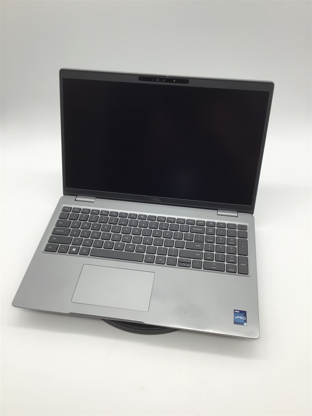 Dell Latitude 5540 i7-1370P/32GB RAM/512GB SSD – Windows 11 MX550