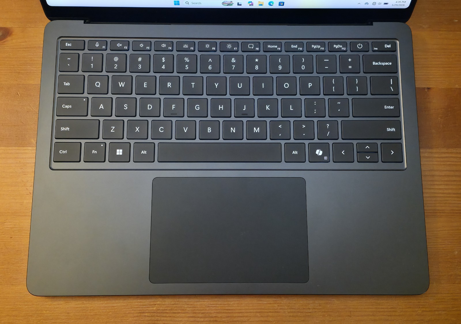 Microsoft Surface Laptop 7th Edition, 13.8″ Ultra 5 236V, 16GB RAM, 256GB