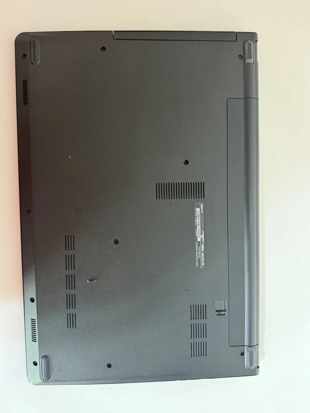 Dell Inspiron 15 3000 Series 15.6″ Intel i3-5015U 4GB RAM 1TB HDD Black