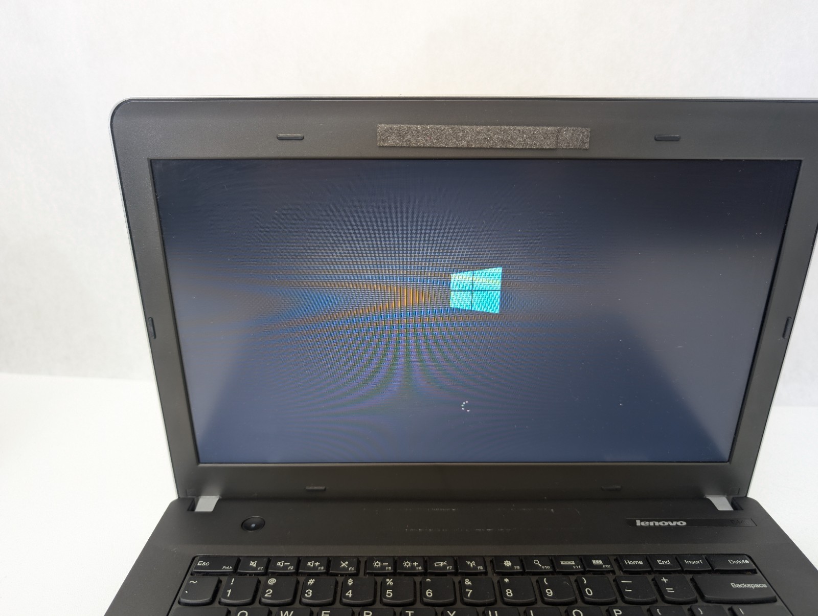 Lenovo ThinkPad E440 Laptop i3-4000m @ 2.40 GHz 4 GB Ram Win 10