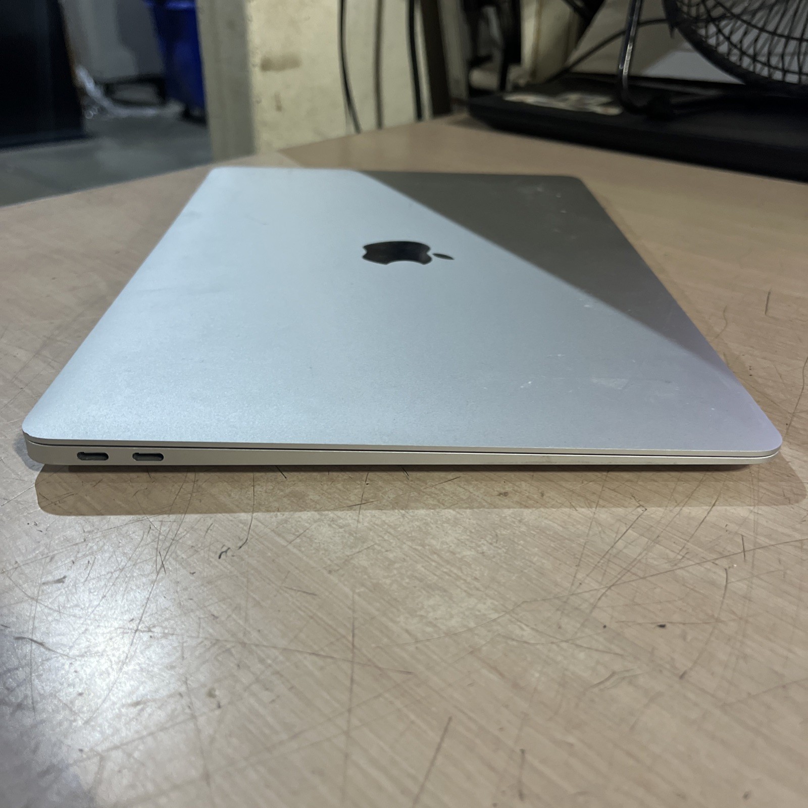 APPLE MACBOOK AIR 13″ SCISSOR, 2020 CORE I3-1000NG4 1.1GHZ 8GB RAM 256SSD ,