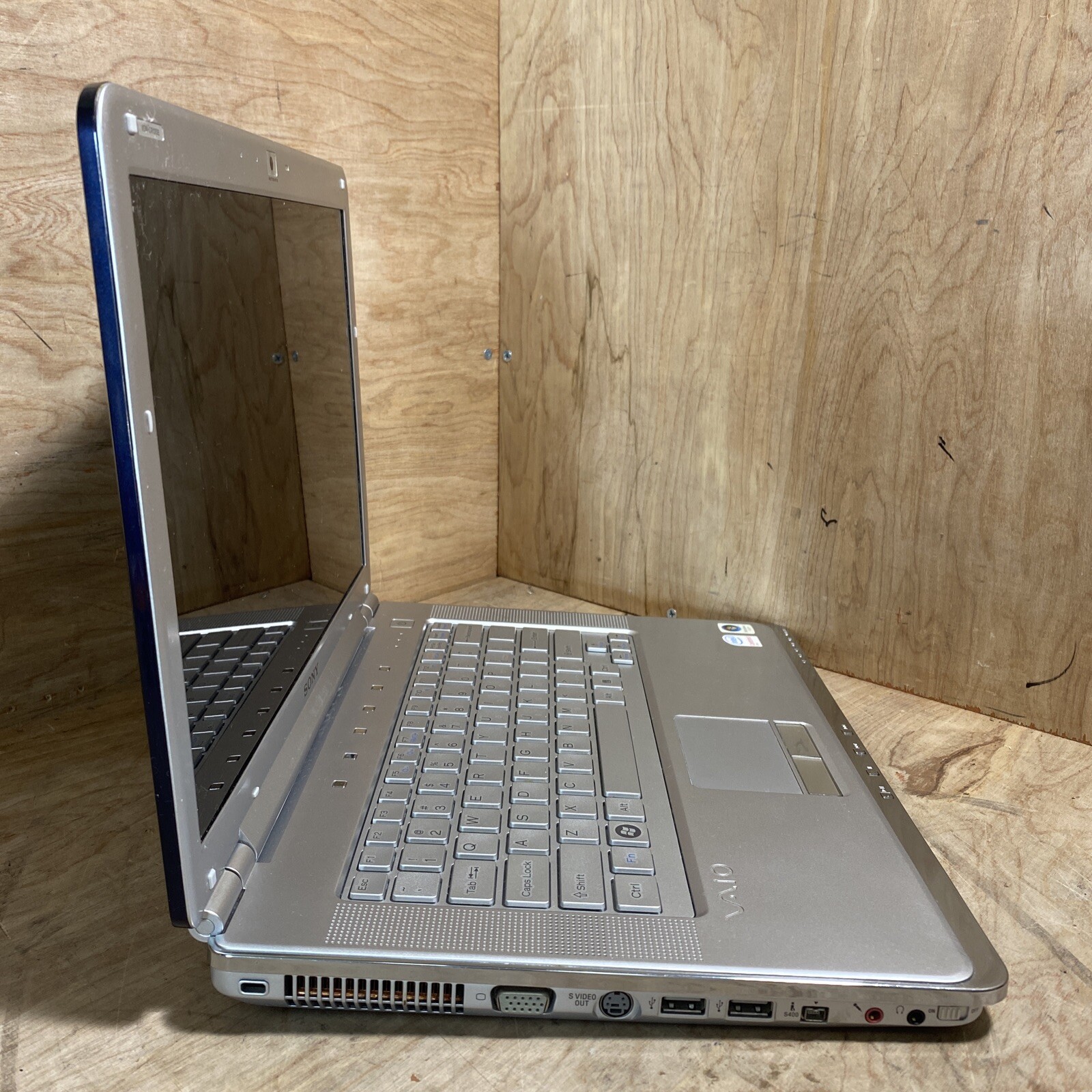 Sony Vaio PCG-5G3L Intel Core 2 Duo T7100@1.8GHz | 4GB RAM | 500GB HDD | W10P