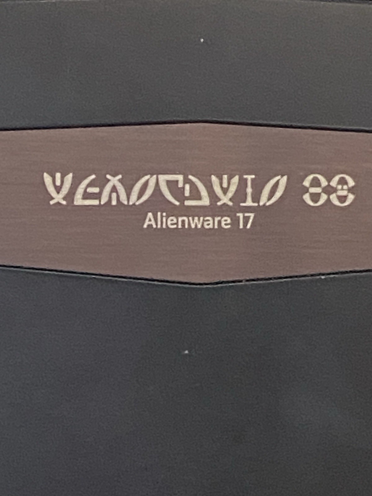 Alienware17 P18E Gaming Laptop Dual Nvidia GeForce GTX 860M 19.5V/9.23/12.3 A 17