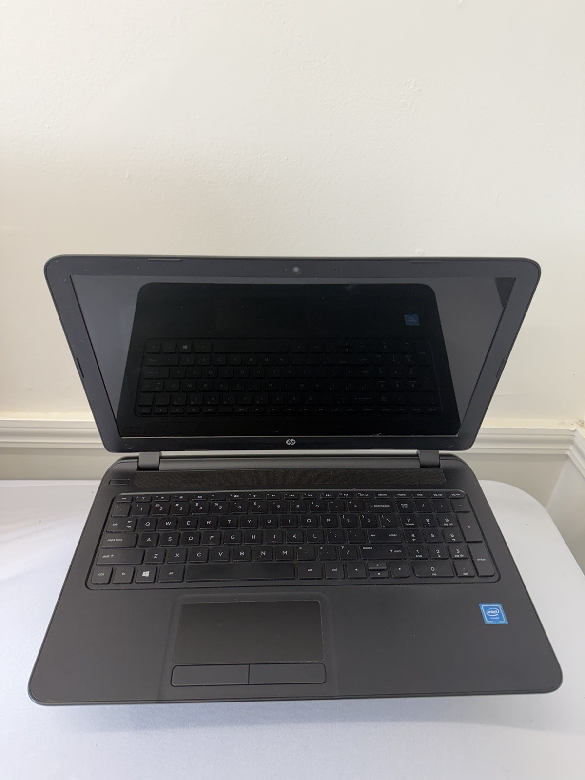 HP Notebook 15 Laptop – Good Screen – Intel Celeron N2840 – Read Des