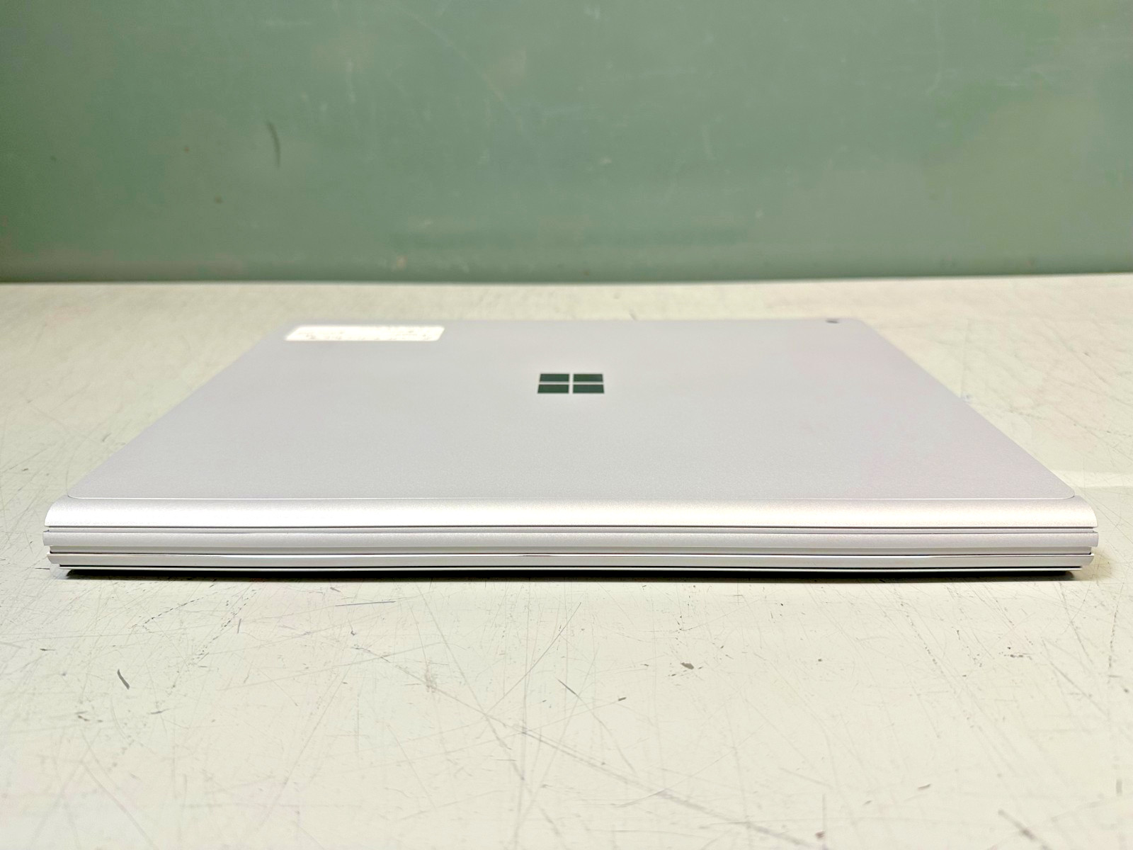 SURFACE BOOK 2 13.5″ TOUCH – i5-8350U | 8GB RAM | 256GB SSD | INTEL UHD | WIN 10