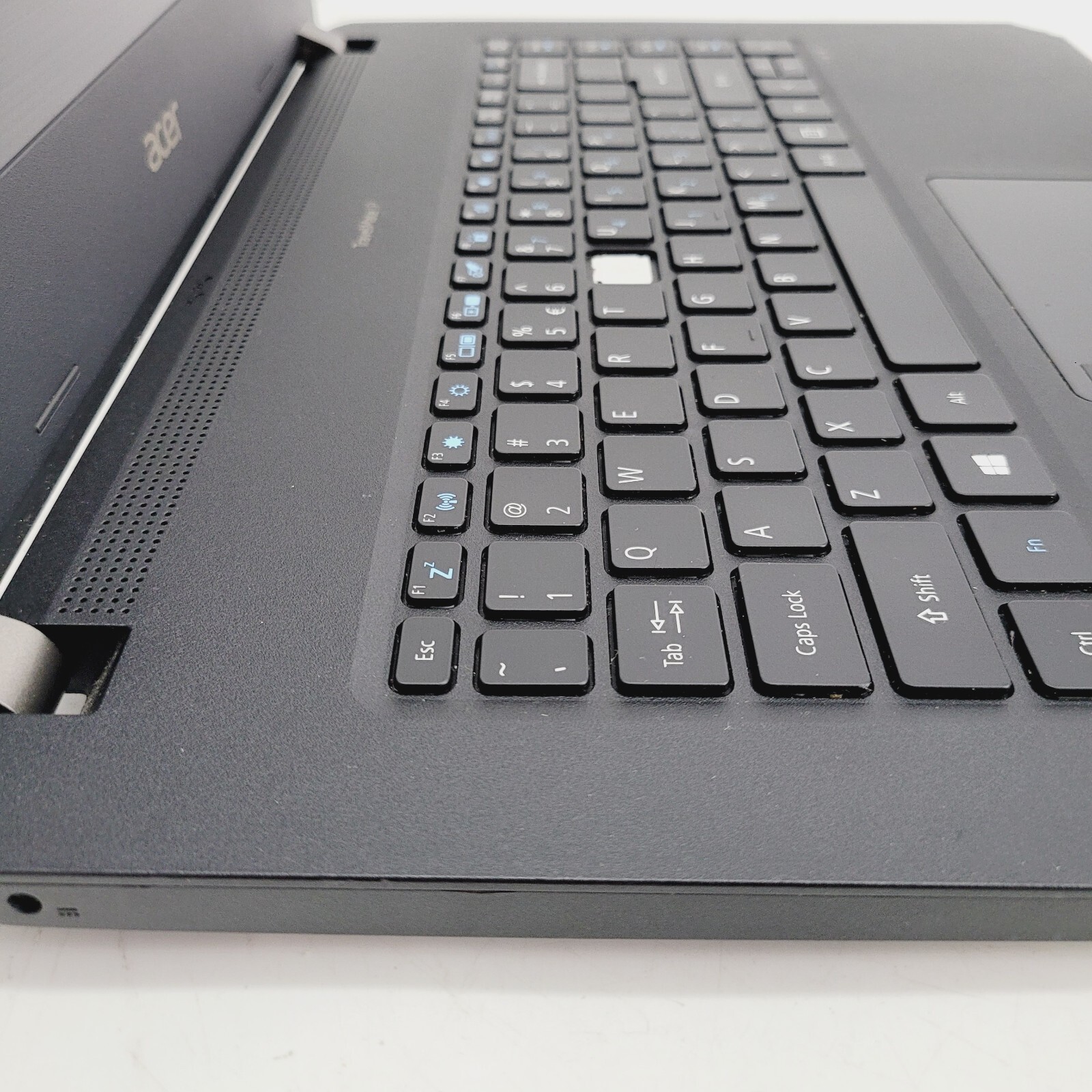 Acer TravelMate P214 i5 8th Gen Core 8GB RAM No HDD 14″ FOR PARTS