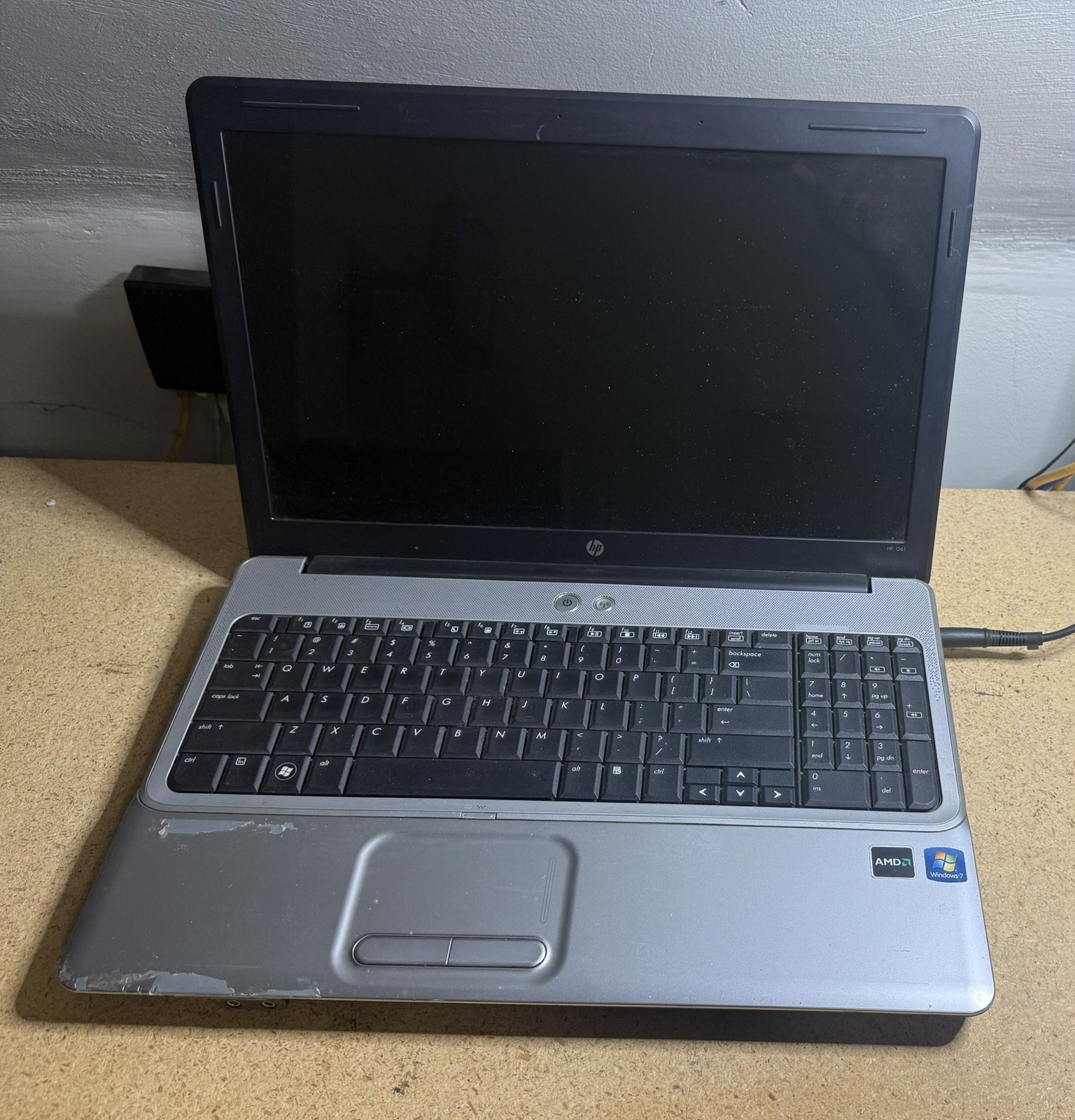HP G61-429WM AMD Sempron M120 2100MHz 4 GB RAM NO HDD, NO Battery, NO Power Cord