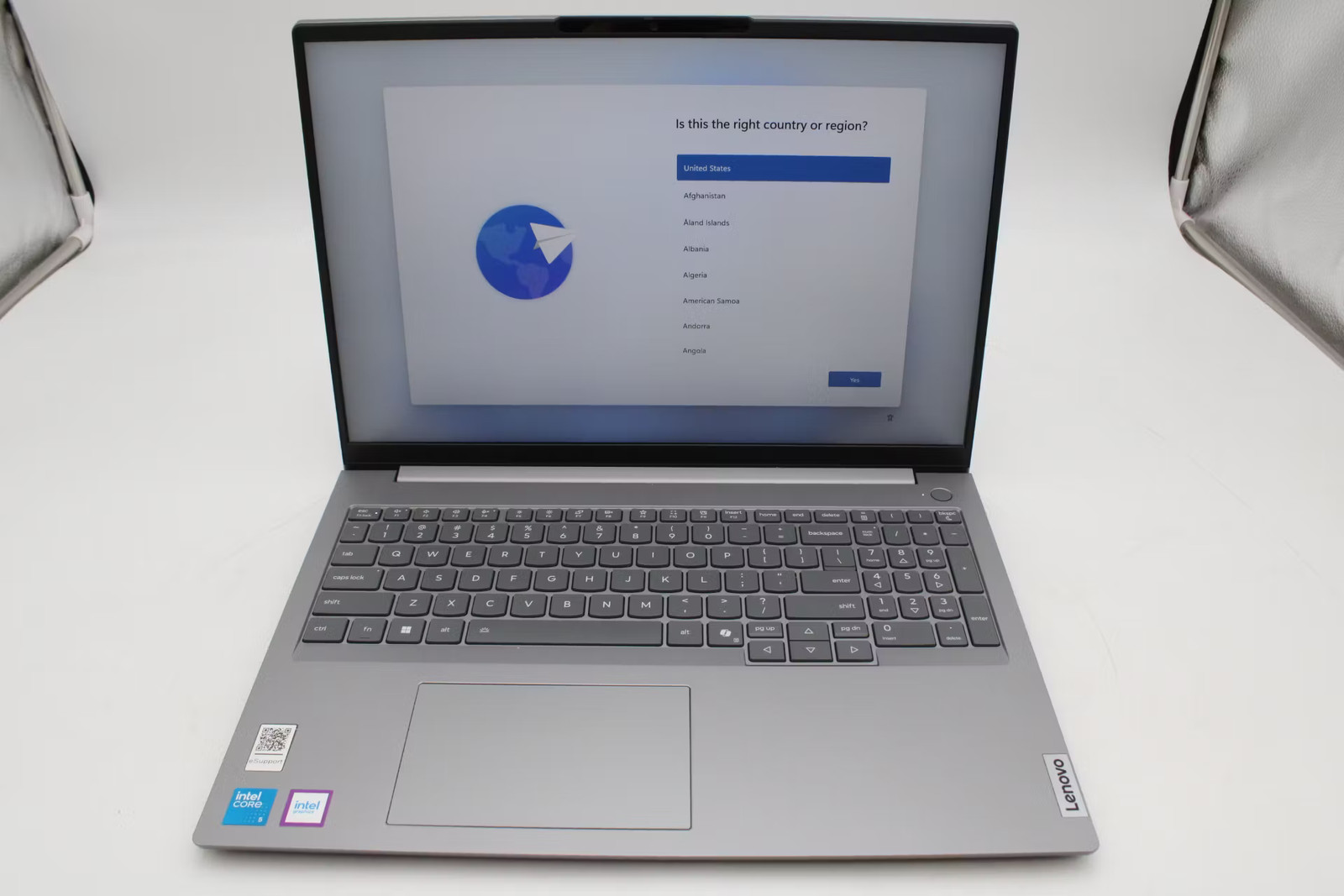 Lenovo ThinkPad 16 G8 IRL 16″ Core 5 210H, 512GB NVMe, 16GB RAM