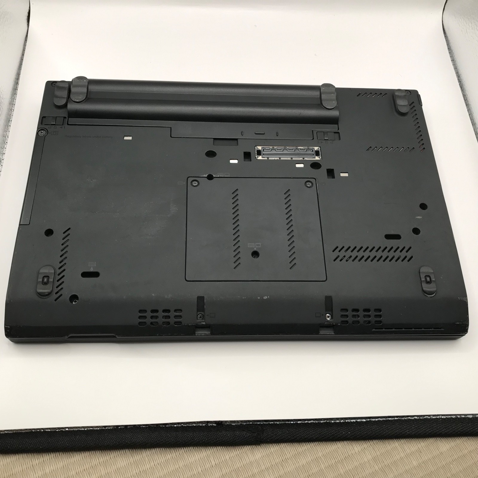 Lenovo ThinkPad X230 Core i5 / 8GB / SSD 128GB / Windows 7 Used From JP