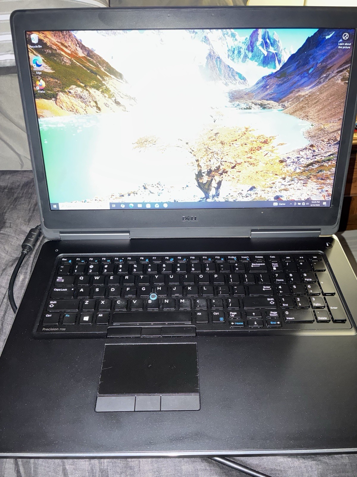 Dell Precision 7720 17.3” i5-7440HQ 8GB RAM 500GB HDD Quadro M1200 Win 10