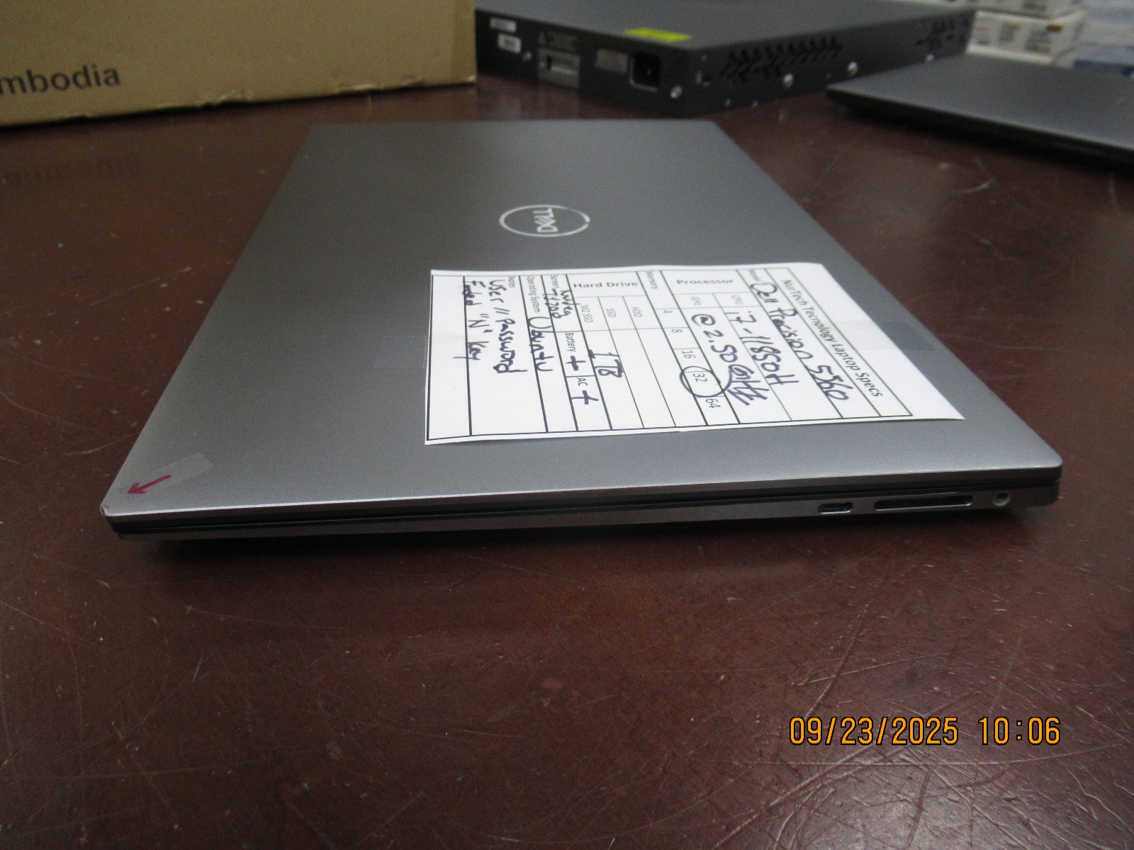 Dell Precision 5560 i7-11850H 2.50GHz 32GB 1TB M2SSD NVIDIA T1200 UbuntuLaptop@@