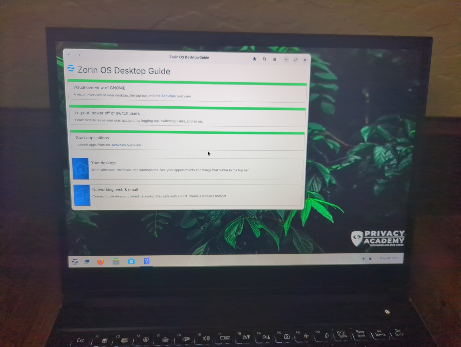Privacy Academy 14” Laptop: CLEVO, Intel Ultra Core 5 CPU, 1TB SSD, 32GB RAM