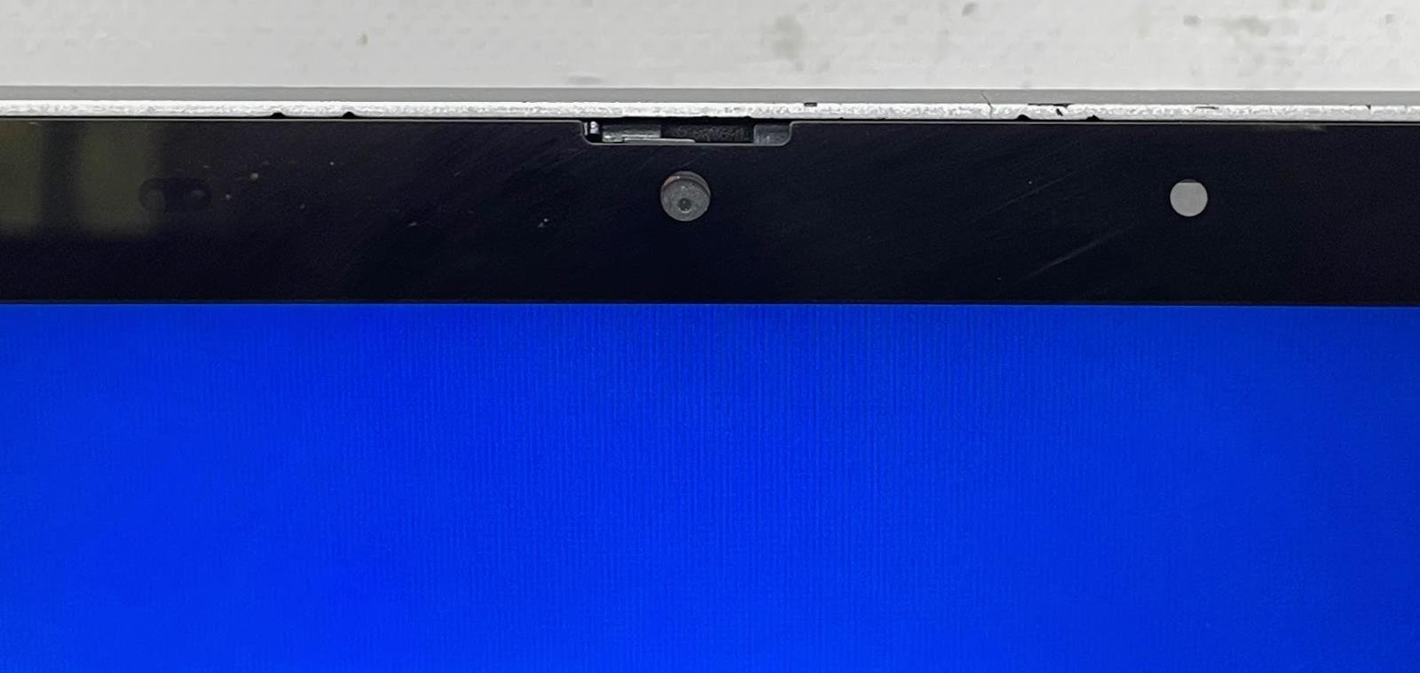 Dell Latitude 5330 2n1 13.3 FHD Iris Xe W11Pro i7-12th 4.1GHz 16gb RAM 512gb SSD