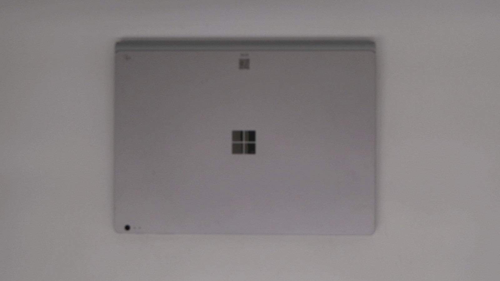 Microsoft Surface Book 13″ i7-6600u 16GB 512GB – Good