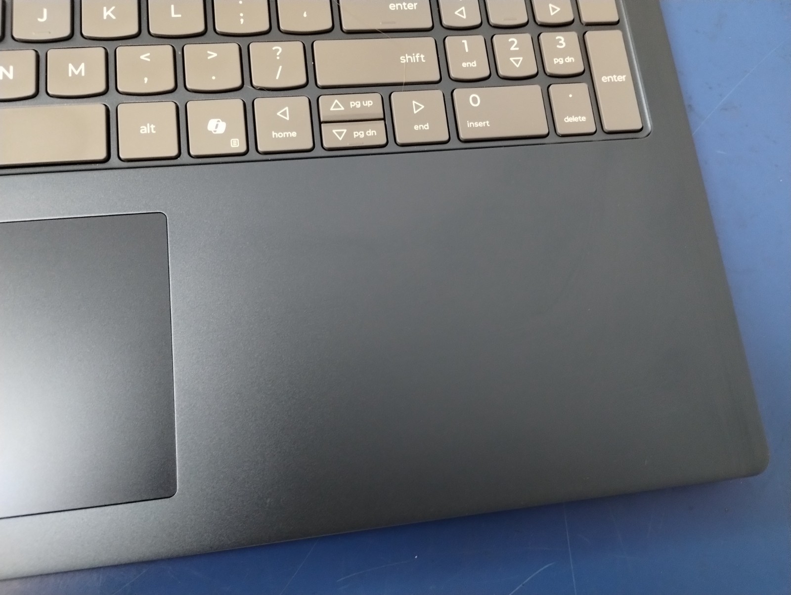 LENOVO IdeaPad Slim 5 16AKP10, AMD Ryzen AI 7 350, 16 GB RAM, 1 TB NVMe SSD