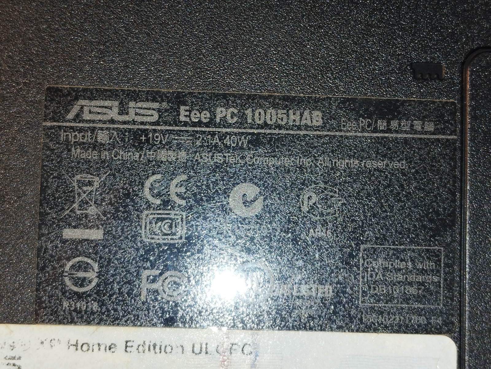 ASUS Eee PC MINI NOTEBOOK 1005HAB BLACK 1G DDR2 ATOM270 WIFI CAMERA WINXP Good