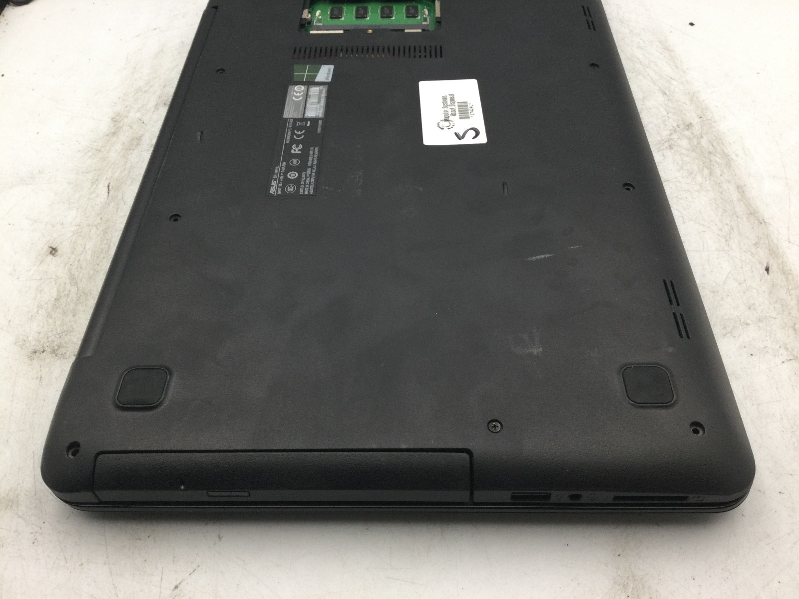 ASUS A555D W519L – FOR PARTS – AMD QUAD CORE FX – NO RAM – 15″ – READ DESCRIP-BB